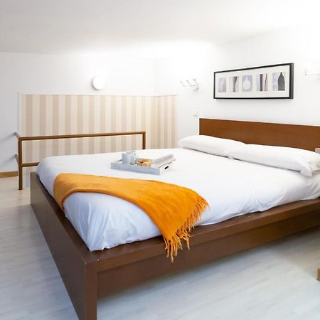 Apartamentos Puerta Del Sol I Madrid Extérieur photo