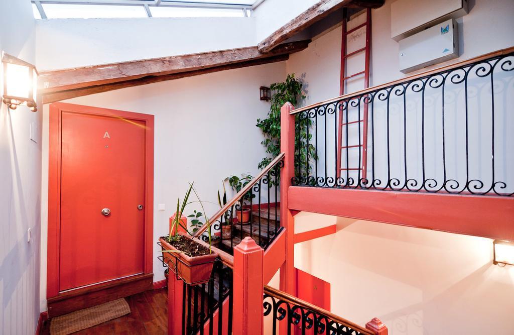 Apartamentos Puerta Del Sol I Madrid Chambre photo