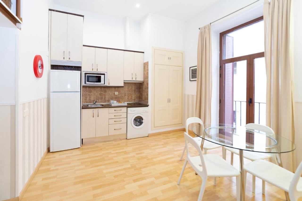 Apartamentos Puerta Del Sol I Madrid Extérieur photo